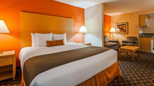 Best Western Plus North Las Vegas Inn & Suites