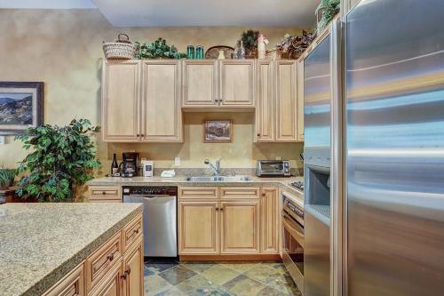 3056 The Timbers Condo - image 3