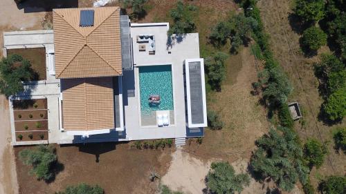 olive green villas - image 7