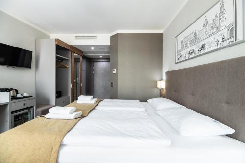 Hotel Perfect - image 6