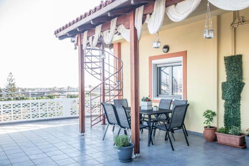  Arena's Place in Tympáki