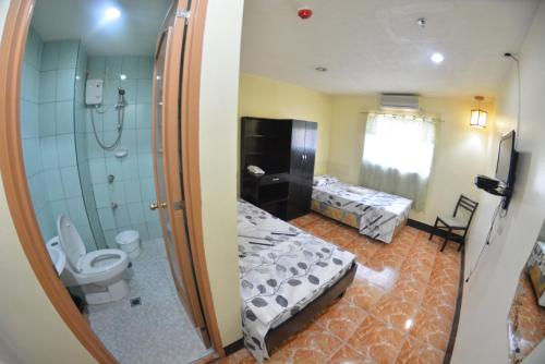 room detail thumbnail 0