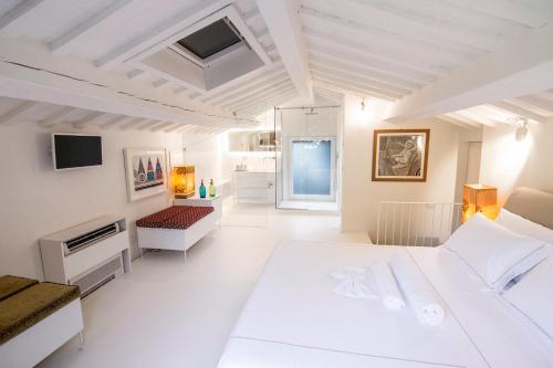 DelleFarfalle Boutique B&B - image 2