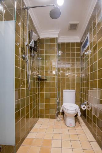 room detail thumbnail 2