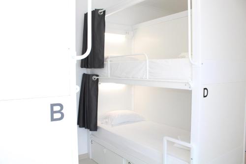 Shared room, female dormitory, 4 guests