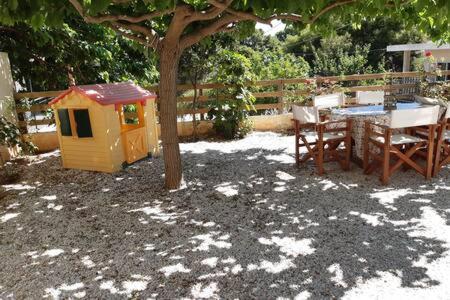 Relaxing house in Porto Rafti