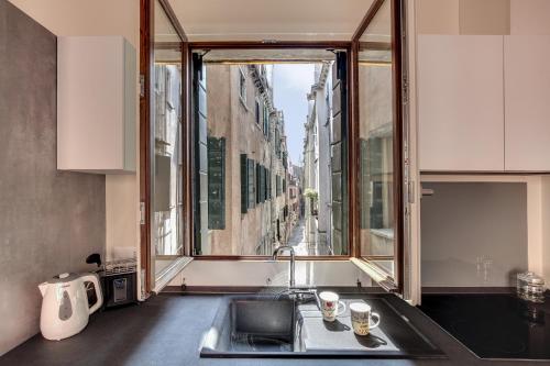 Deluxe Apartment image 7