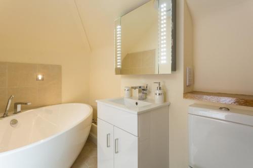 The Bungalow Pet friendly - main image