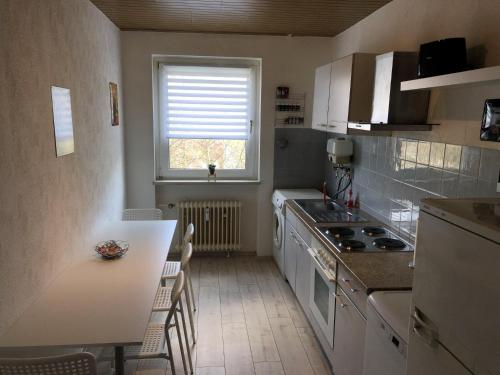 Work & Stay Apartment mit Balkon, Kerpen (Foto 6)