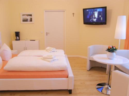 Two-Room Family Suite image 5
