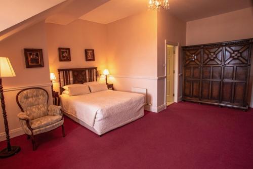 Kilcooly's Country House Hotel