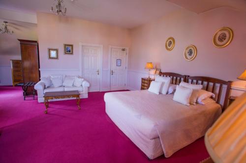 Kilcooly's Country House Hotel