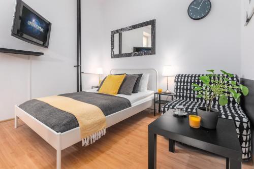 Apartments Wilcza 55 by Noclegi Renters - image 4
