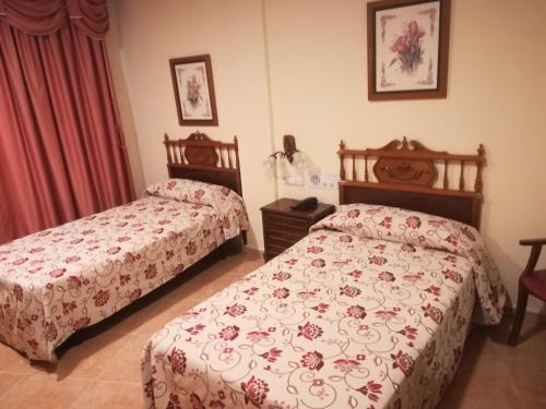2 twin beds