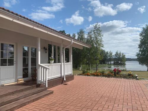 B&B Hautjärvi - Wonderful cottage by the lake - Bed and Breakfast Hautjärvi