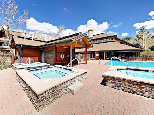 New Listing! Steamboat Gem - 300 Yards To Gondola Condo - image 2