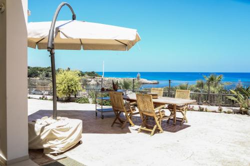 Phaedrus Living: Seaside Luxury Villa Anafi Paralimni