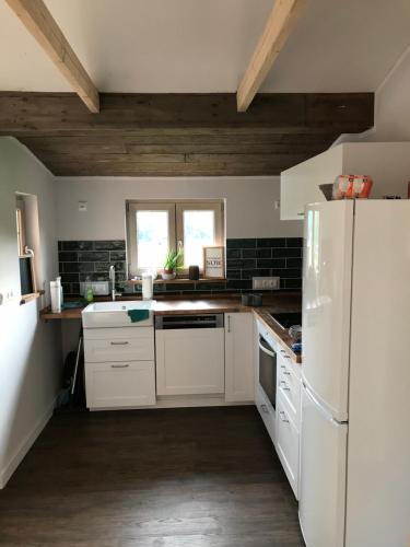 кухня, Lytte Hytte - Ferienhaus Wingst in Вінгст