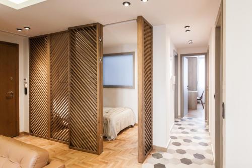 Modern Minimalist 3BD Apartment in Hilton District by UPSTREET, Athens