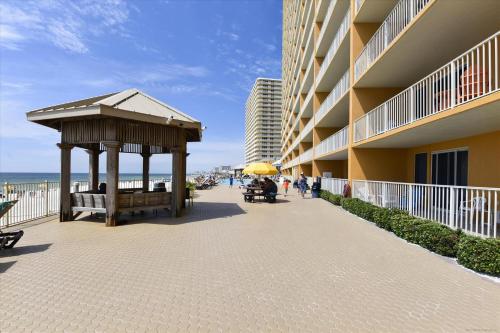 Treasure Island 1004