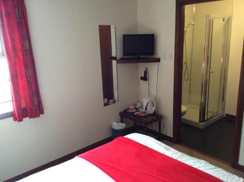 The Stag Hotel - image 3