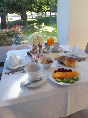 Terrace Serra Hotel - image 7