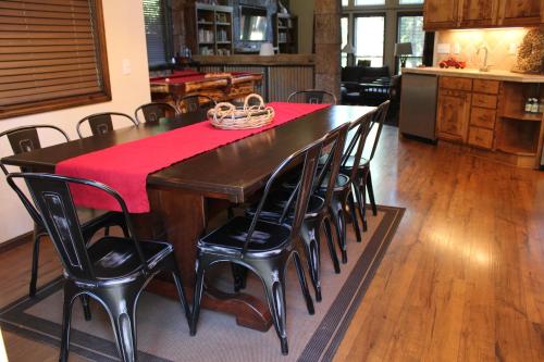 Cristallina Greens by Tahoe Truckee Vacation Properties