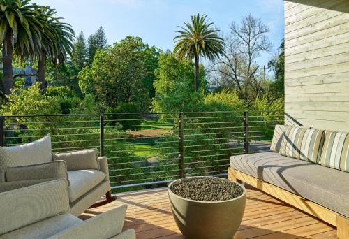 Book the King Room with View King Room with View