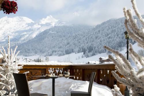Kilátás, Carlina in La Clusaz
