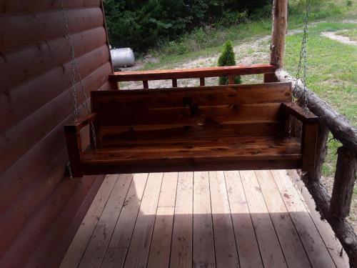 Amish made cedar cabin with a loft on a buffalo farm close to the Buffalo River