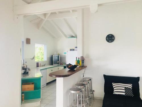 Kitchen, VILLA TI PUNCH in Berard