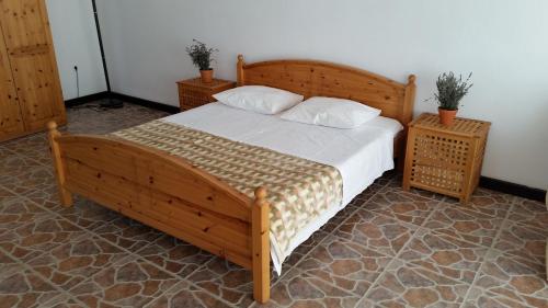 Apartments and rooms with parking space Zadar - Diklo, Zadar - 13987