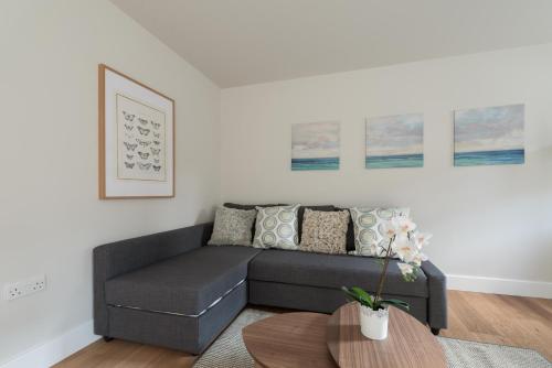 Hampden Apartments - The Diana - image 3