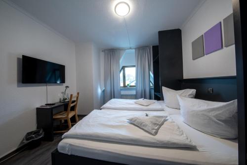 Hotel Central - image 11