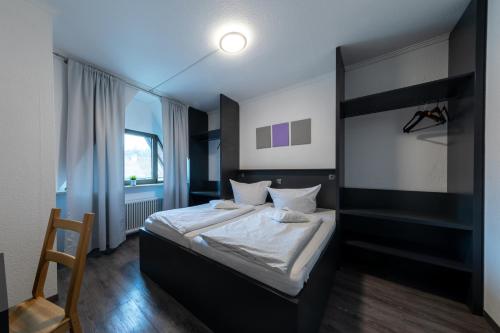 Hotel Central - image 10
