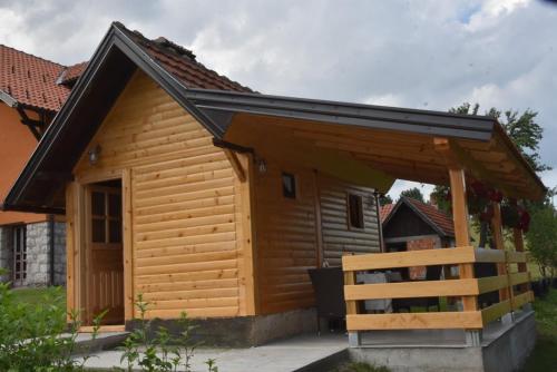 Brvnara Brković, Zlatibor