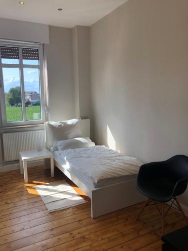 Luxe Apartment am Rhein 8.4km von Biblis entfernt