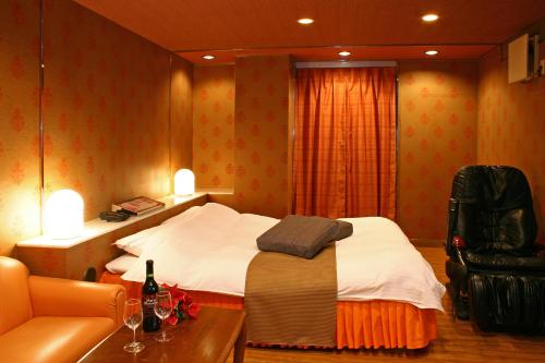 Hotel Chapel Story Sakai – Sakai, MT