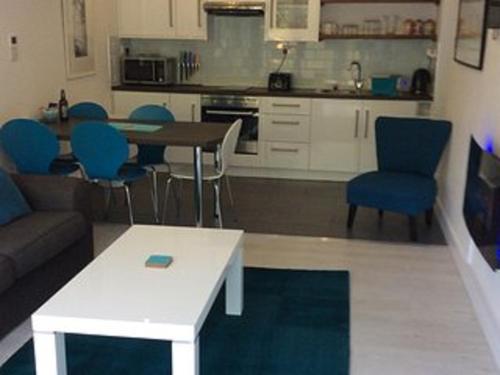 Sea Retreat 76 Hillside Villas, West Looe, Cornwall