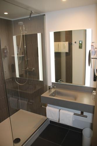 ibis Styles Puteaux Paris La Defense - image 11