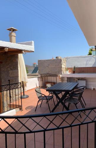  Kavousi village in Kavoúsion