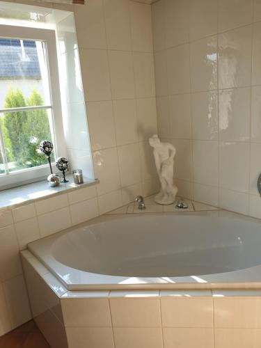 Bathroom, Ferienhaus Gogelhopf in Unterschneidheim