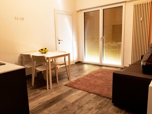 Ariston Appartment - image 14