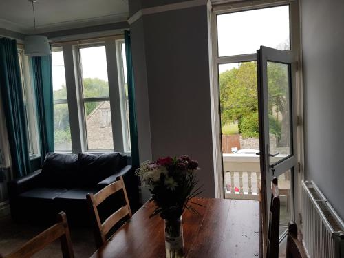 Large First Floor Balcony Flat Next To Beach, , Somerset