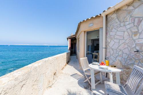 Le Grand Bleu- Superbe Maison avec Terrasse vue sur Mer - Location saisonnière - Marseille