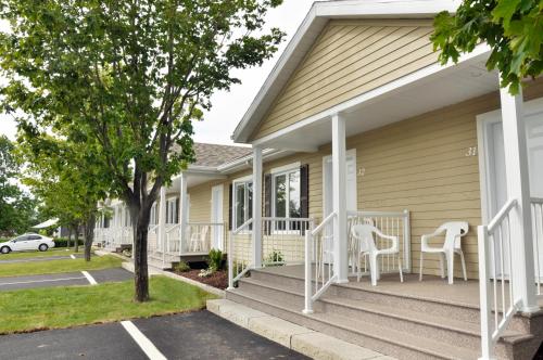 入口, 布蘭奇德哈博韋拉汽車旅館 (Motel Blanche d'Haberville) in 聖讓波若利