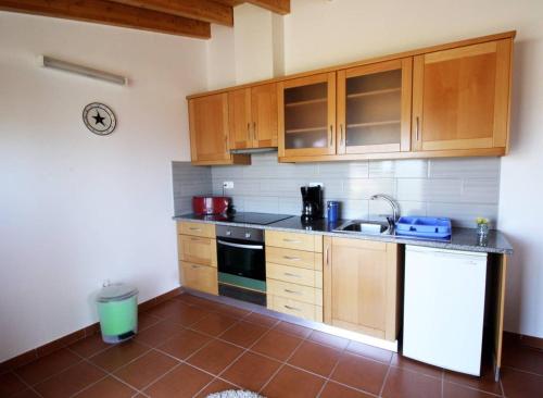  Casa Praia da Barradinha in Rogil