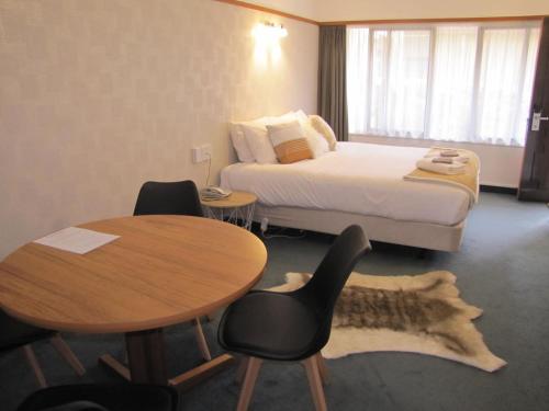 room detail thumbnail 0