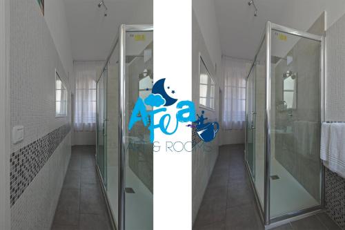Deluxe Quadruple Room with Balcony image 4