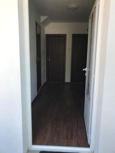 Double Room with Private Bathroom image 3